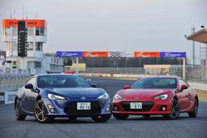 日本カー・オブ・ザ・イヤーはマツダCX-5！