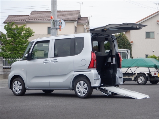 ダイハツ タント スローパーL スマートアシスト